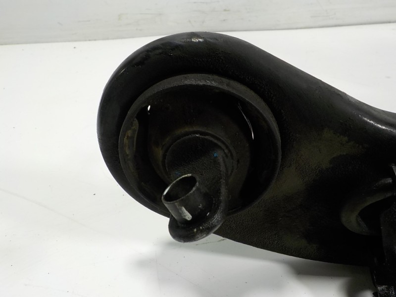 Recambio de mangueta trasera derecha para hyundai i40 1.7 crdi cat referencia OEM IAM 527203Z010  527303S200