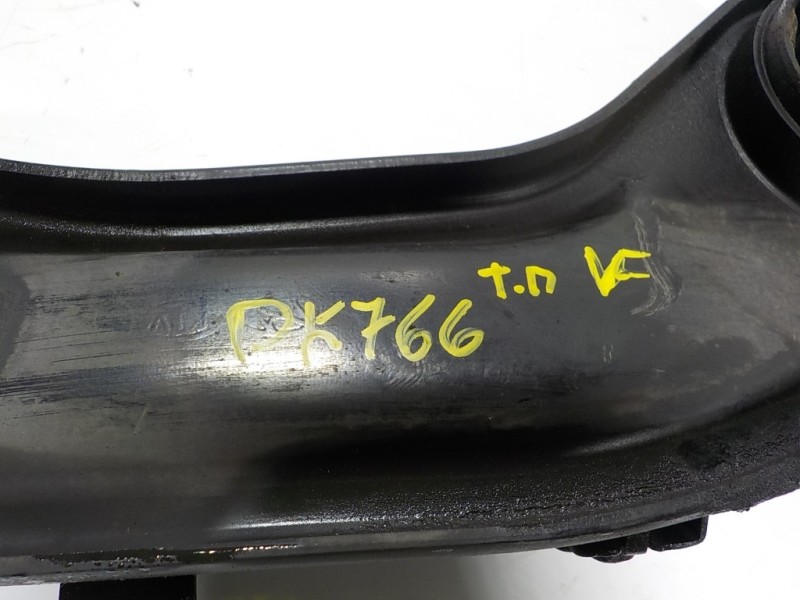 Recambio de mangueta trasera derecha para hyundai i40 1.7 crdi cat referencia OEM IAM 527203Z010  527303S200