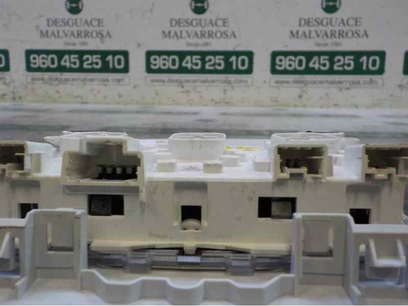 Recambio de piloto interior para peugeot 208 1.6 blue-hdi fap referencia OEM IAM   