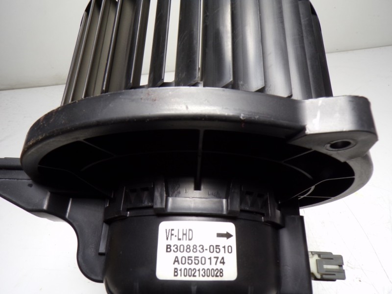 Recambio de motor calefaccion para hyundai i40 1.7 crdi cat referencia OEM IAM 971263Z000 B308830510 