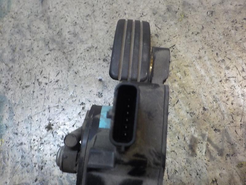 Recambio de potenciometro pedal para renault clio iii 1.5 dci diesel referencia OEM IAM   