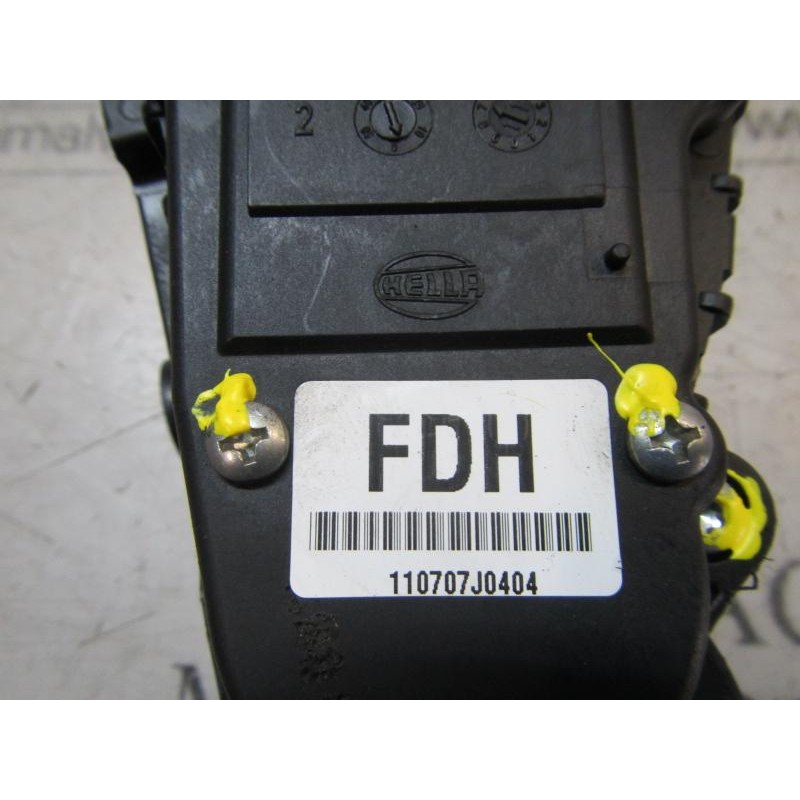 Recambio de potenciometro pedal para kia pro_cee´d 1.6 crdi cat referencia OEM IAM 327002R300 110707J0404 110707J0404