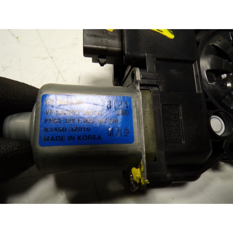 Recambio de motor elevalunas trasero izquierdo para hyundai i40 1.7 crdi cat referencia OEM IAM 834503Z010 834503Z010 