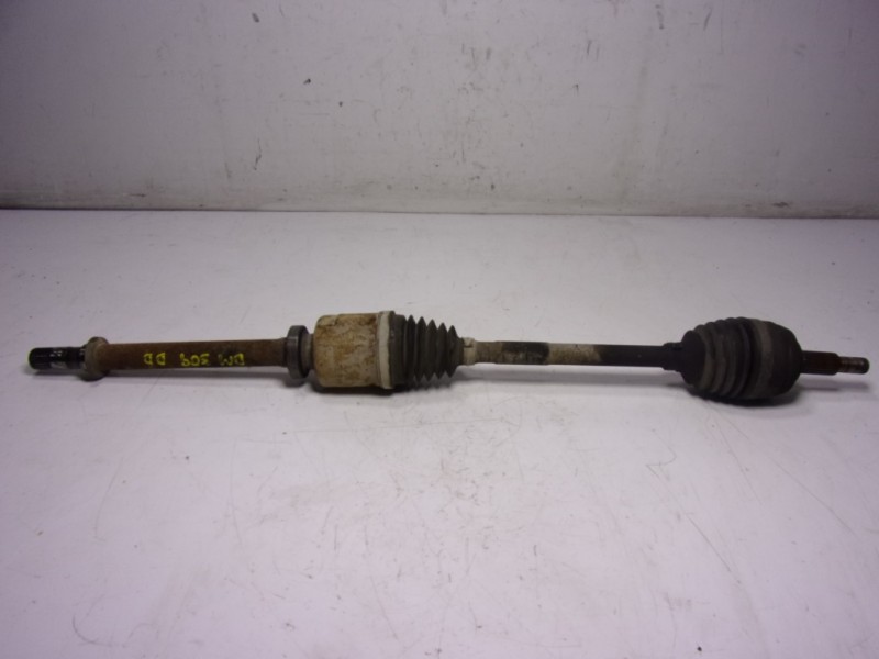 Recambio de transmision derecha para dacia duster ambiance 4x2 referencia OEM IAM 8200930507 8200930507C 