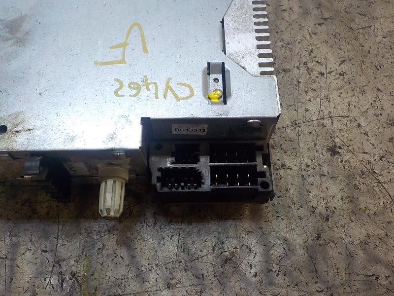 Recambio de sistema audio / radio cd para renault clio iii 1.5 dci diesel referencia OEM IAM   