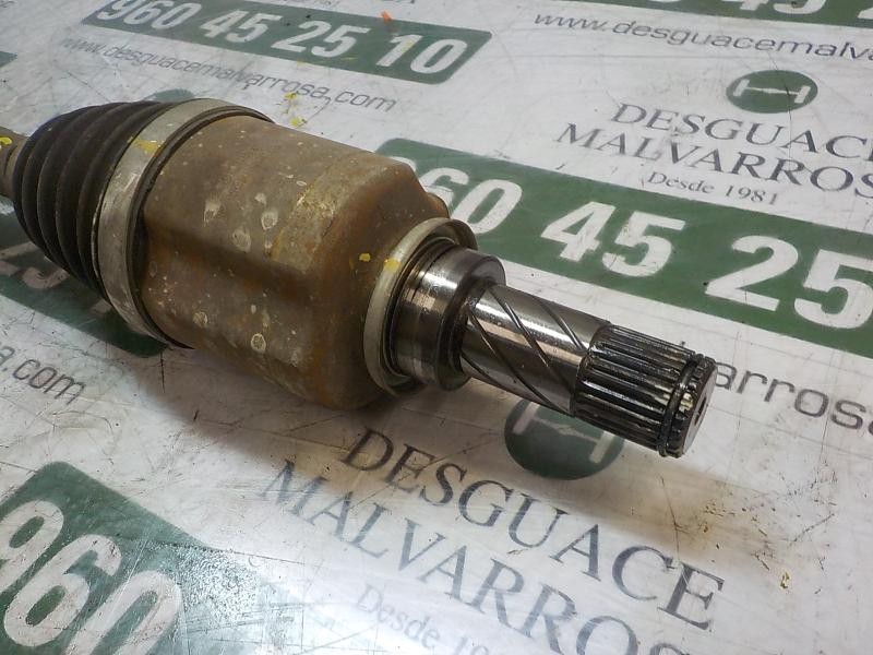 Recambio de transmision izquierda para renault scenic iii grand expression referencia OEM IAM 8200847584  