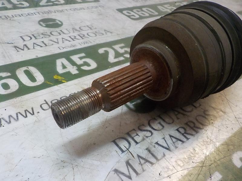 Recambio de transmision izquierda para renault scenic iii grand expression referencia OEM IAM 8200847584  