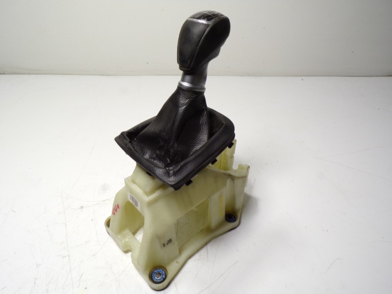 Recambio de palanca cambio para hyundai i40 1.7 crdi cat referencia OEM IAM 437003Z250RY  