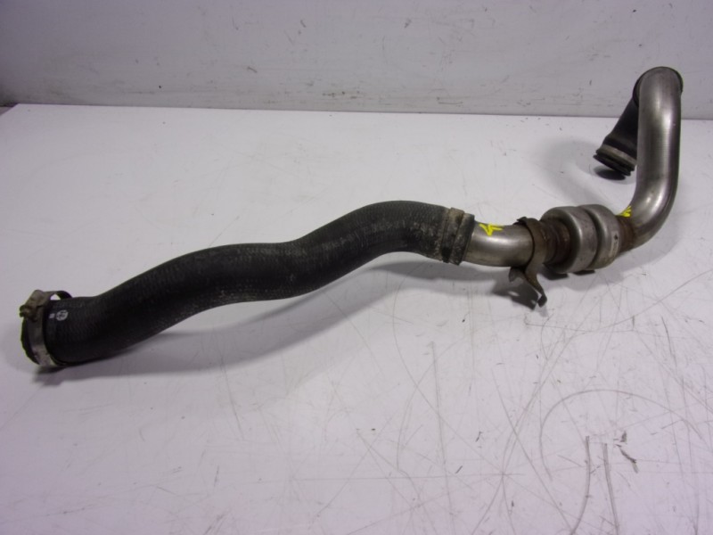 Recambio de tubo intercooler para dacia duster ambiance 4x2 referencia OEM IAM 8200598006 8200598006C 