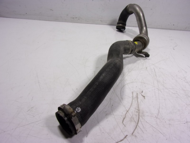 Recambio de tubo intercooler para dacia duster ambiance 4x2 referencia OEM IAM 8200598006 8200598006C 