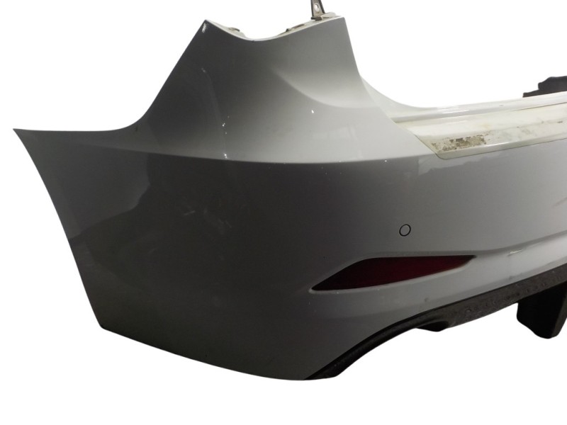 Recambio de paragolpes trasero para hyundai i40 1.7 crdi cat referencia OEM IAM 866403Z300  