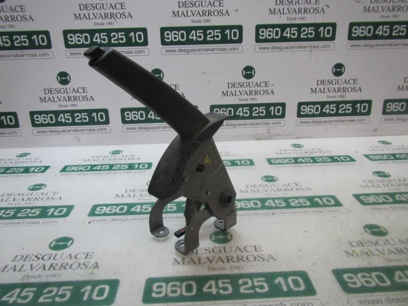 Recambio de palanca freno de mano para kia pro_cee´d 1.6 crdi cat referencia OEM IAM 597101H000EQ  