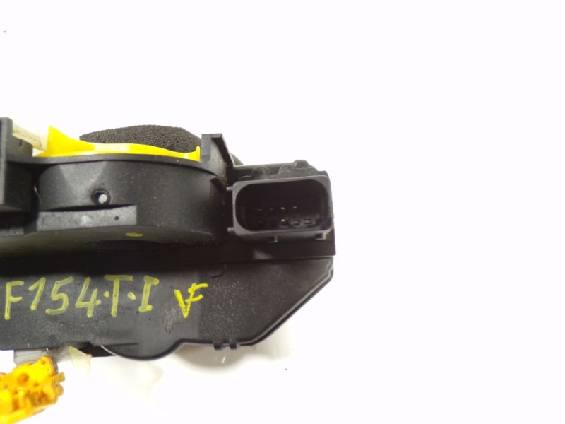 Recambio de cerradura puerta trasera izquierda para opel insignia berlina 2.0 cdti cat referencia OEM IAM 13578024  