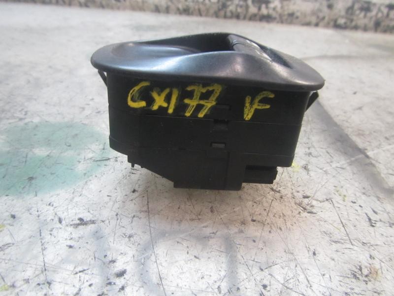 Recambio de mando elevalunas delantero izquierdo para peugeot 206 berlina 1.9 diesel referencia OEM IAM   