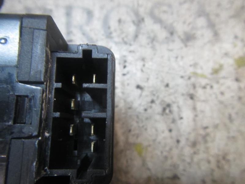 Recambio de mando elevalunas delantero izquierdo para peugeot 206 berlina 1.9 diesel referencia OEM IAM   