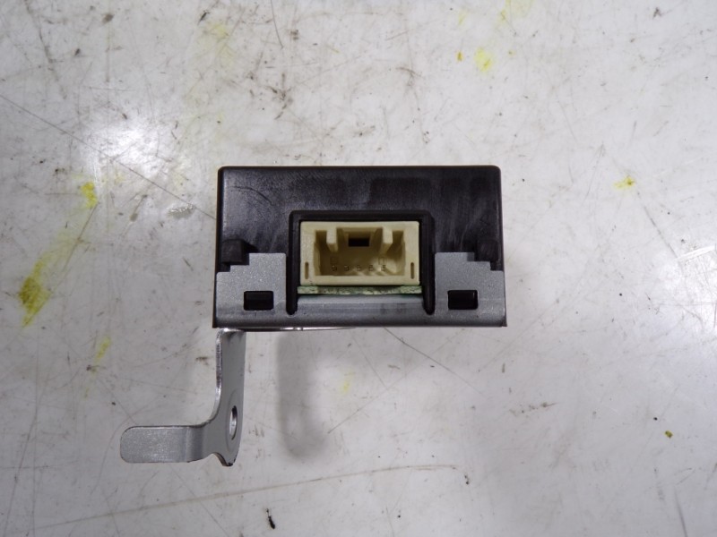 Recambio de modulo electronico para toyota hilux (3b/3c/3d) doble cabina referencia OEM IAM 897410K280 897410K280 61F141000