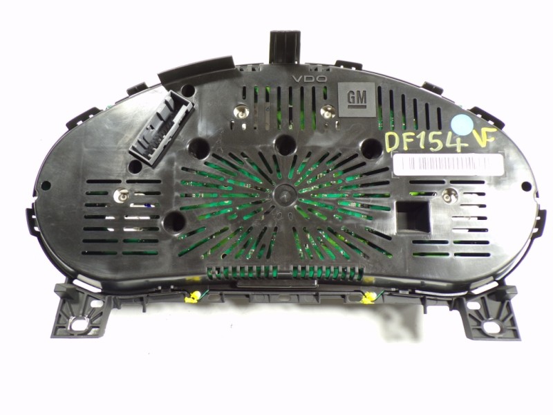 Recambio de cuadro instrumentos para opel insignia berlina 2.0 cdti cat referencia OEM IAM 22936898 22936898 A2C38131302