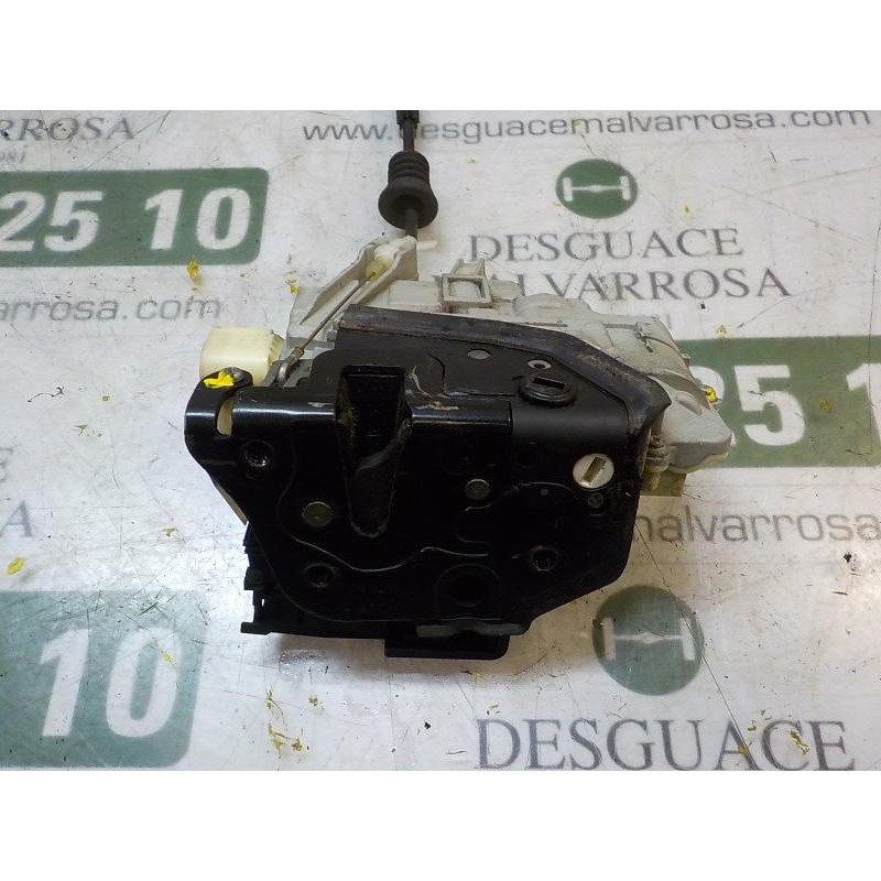 Recambio de cerradura puerta trasera derecha para volkswagen passat variant (3c5) 1.9 tdi referencia OEM IAM 3C4839016A  