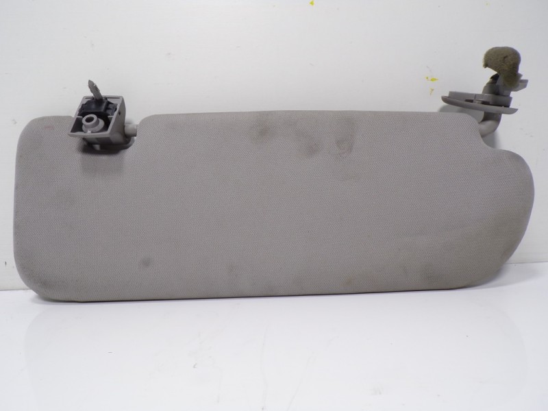 Recambio de parasol izquierdo para hyundai i40 1.7 crdi cat referencia OEM IAM 852013Z010TX  
