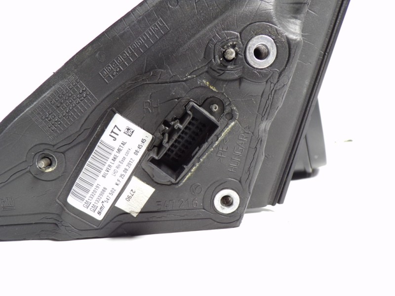 Recambio de espejo derecho para opel insignia berlina 2.0 cdti cat referencia OEM IAM 13268737  