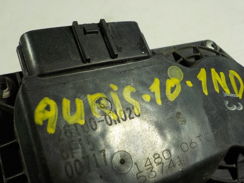 Recambio de caja mariposa para toyota auris 1.4 turbodiesel cat referencia OEM IAM  261000N020 