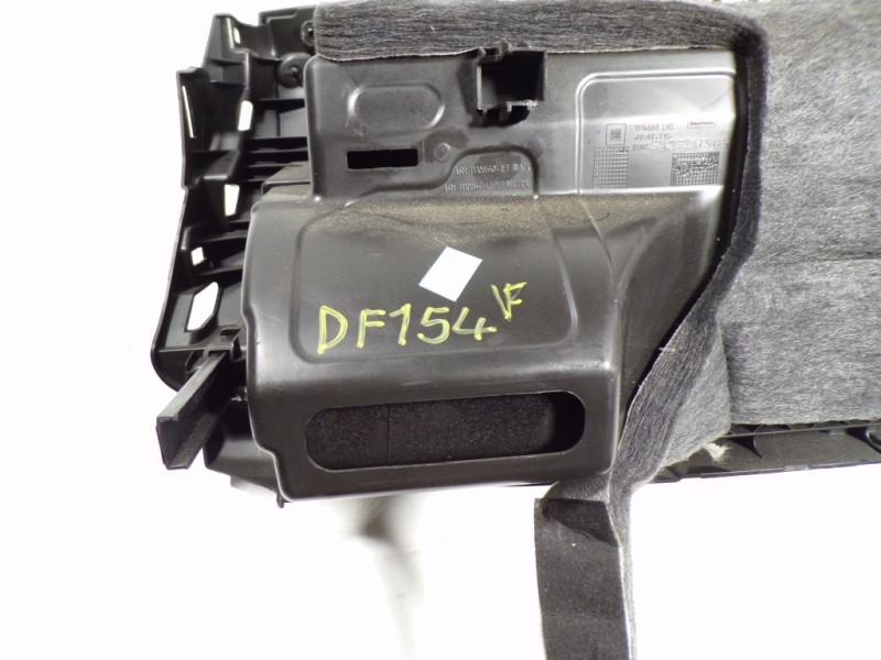 Recambio de guantera para opel insignia berlina 2.0 cdti cat referencia OEM IAM 13308550  