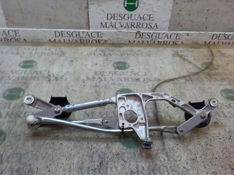 Recambio de articulacion limpia delantero para toyota auris hybrid business referencia OEM IAM 8515002300  