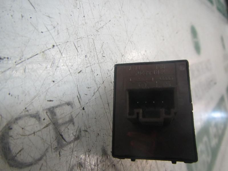 Recambio de mando elevalunas delantero izquierdo para volkswagen passat variant (3c5) 2.0 tdi referencia OEM IAM 3C0959903BREH  