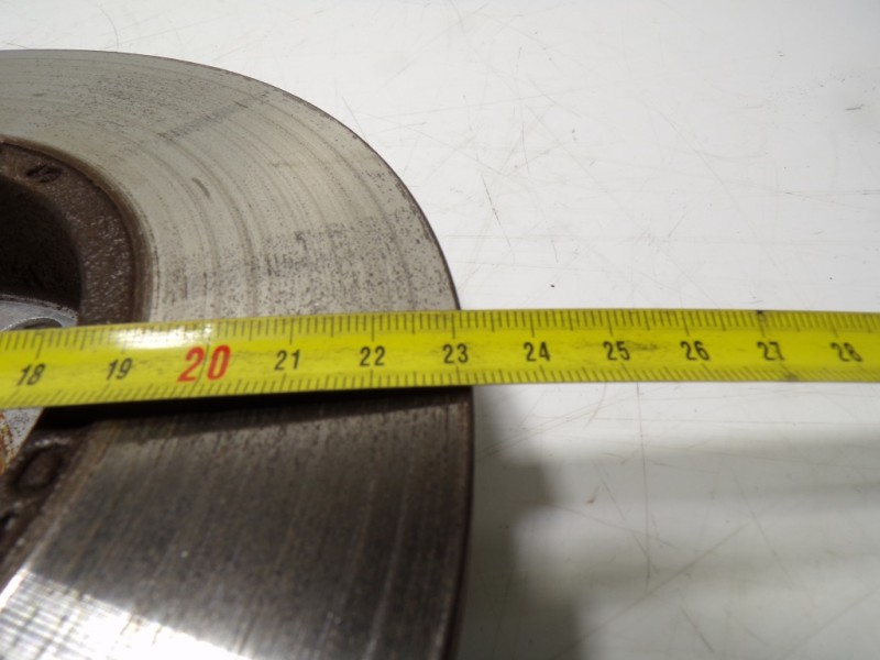 Recambio de disco freno trasero para skoda kamiq (nw4) 1.0 tsi referencia OEM IAM 2Q0615601H  