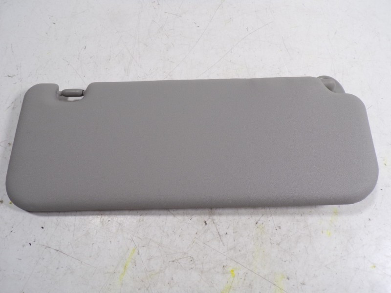 Recambio de parasol derecho para toyota hilux (3b/3c/3d) doble cabina referencia OEM IAM 743100KF10B0  