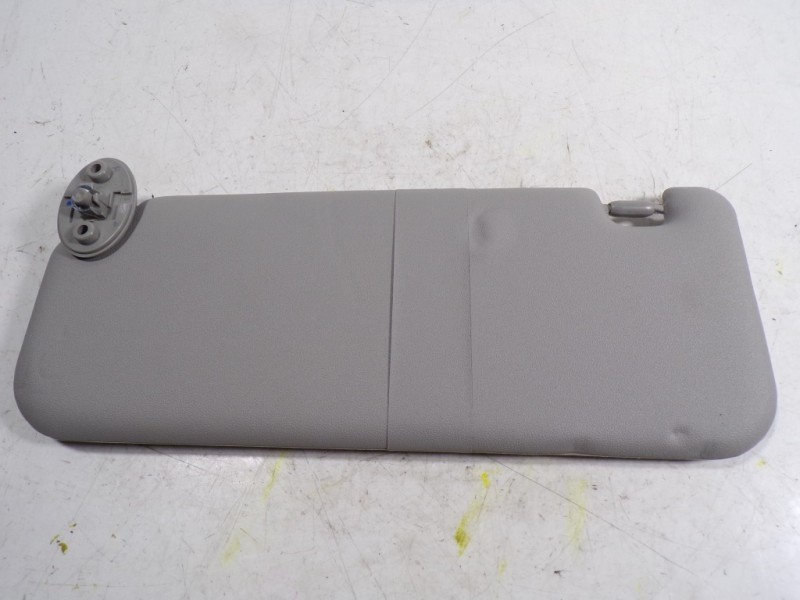 Recambio de parasol derecho para toyota hilux (3b/3c/3d) doble cabina referencia OEM IAM 743100KF10B0  