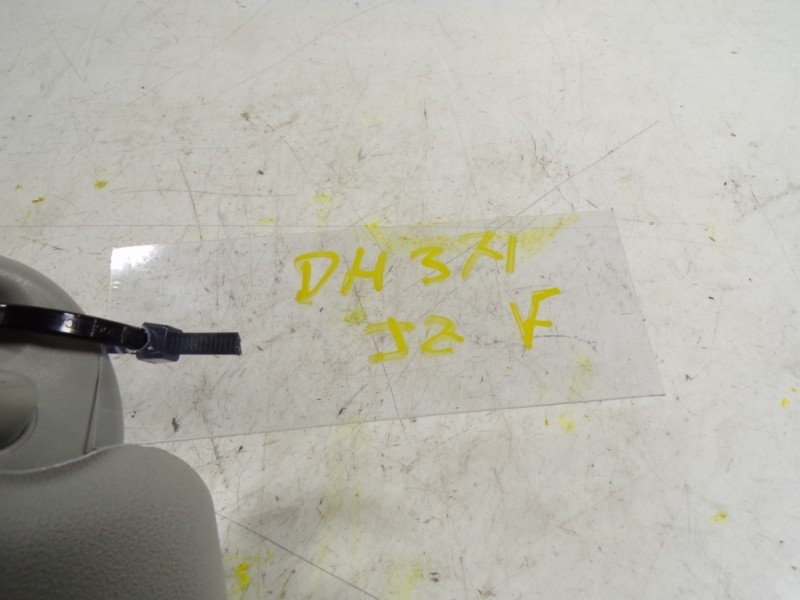 Recambio de parasol derecho para toyota hilux (3b/3c/3d) doble cabina referencia OEM IAM 743100KF10B0  