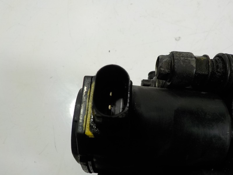 Recambio de pinza freno trasera izquierda para hyundai i40 1.7 crdi cat referencia OEM IAM 582103Z100  