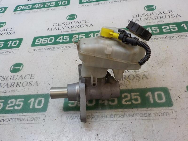 Recambio de bomba freno para opel insignia berlina edition referencia OEM IAM 13286446  
