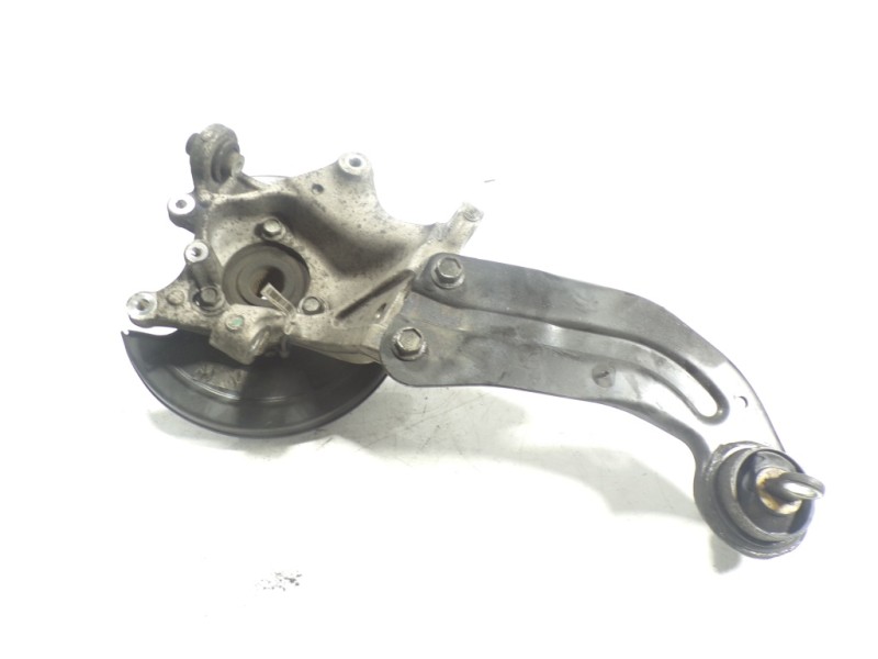 Recambio de mangueta trasera derecha para opel insignia berlina 2.0 cdti cat referencia OEM IAM 13327459  