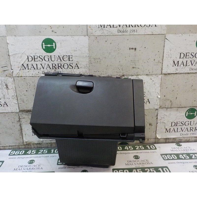 Recambio de guantera para renault scenic iii grand expression referencia OEM IAM 681080026R  