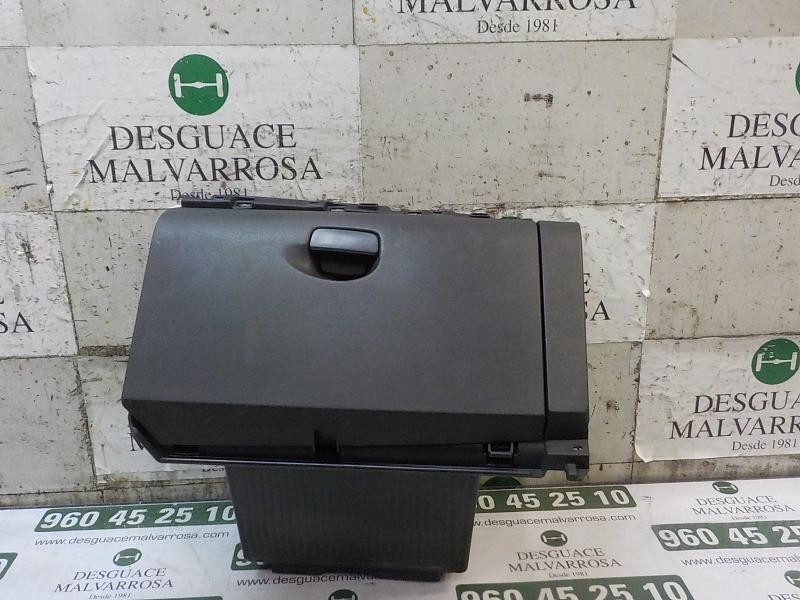 Recambio de guantera para renault scenic iii grand expression referencia OEM IAM 681080026R  