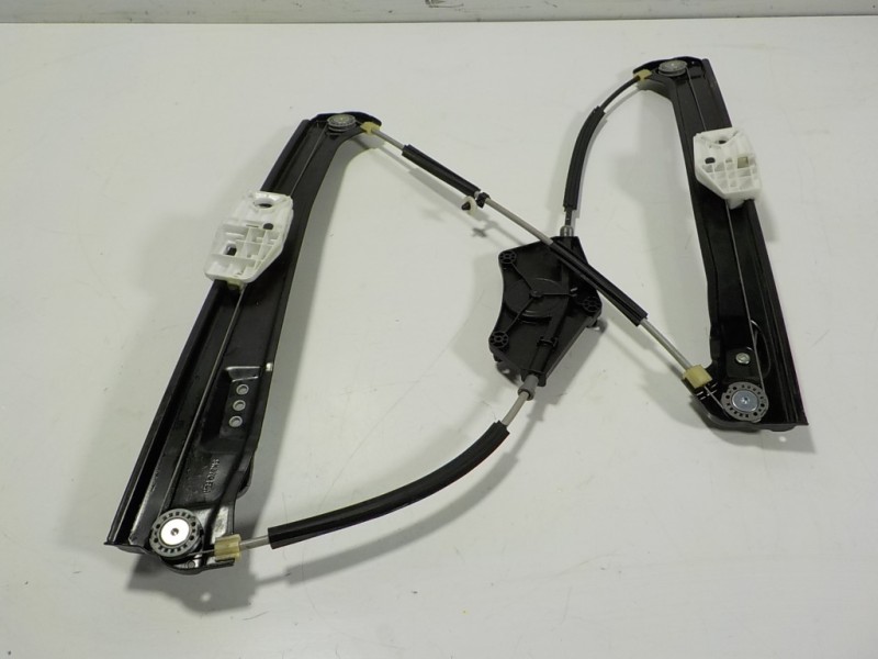 Recambio de elevalunas delantero izquierdo para skoda kamiq (nw4) 1.0 tsi referencia OEM IAM 654837461 654837461 