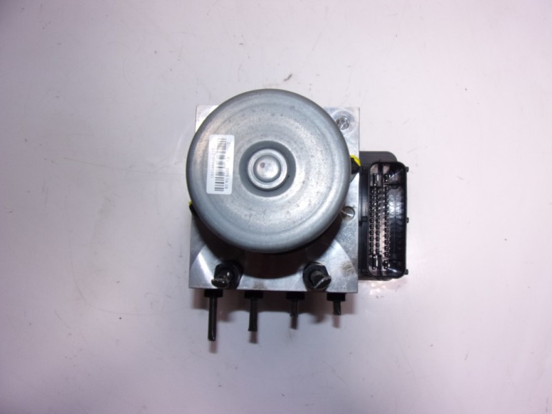 Recambio de abs para hyundai i40 1.7 crdi cat referencia OEM IAM 589203Z600 589203Z600 
