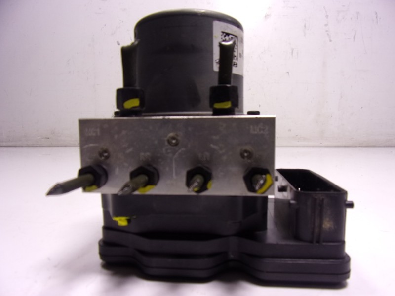 Recambio de abs para hyundai i40 1.7 crdi cat referencia OEM IAM 589203Z600 589203Z600 