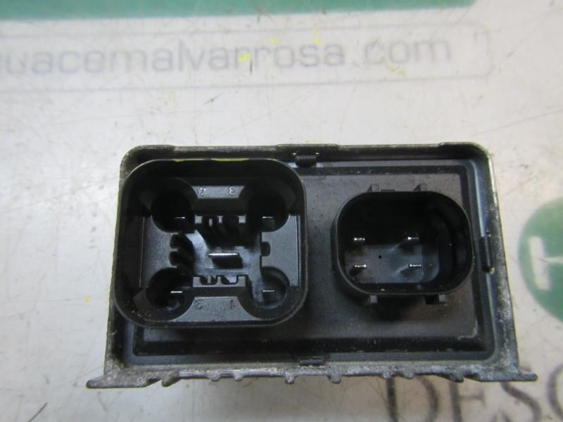 Recambio de caja precalentamiento para opel insignia berlina edition referencia OEM IAM 55572812  