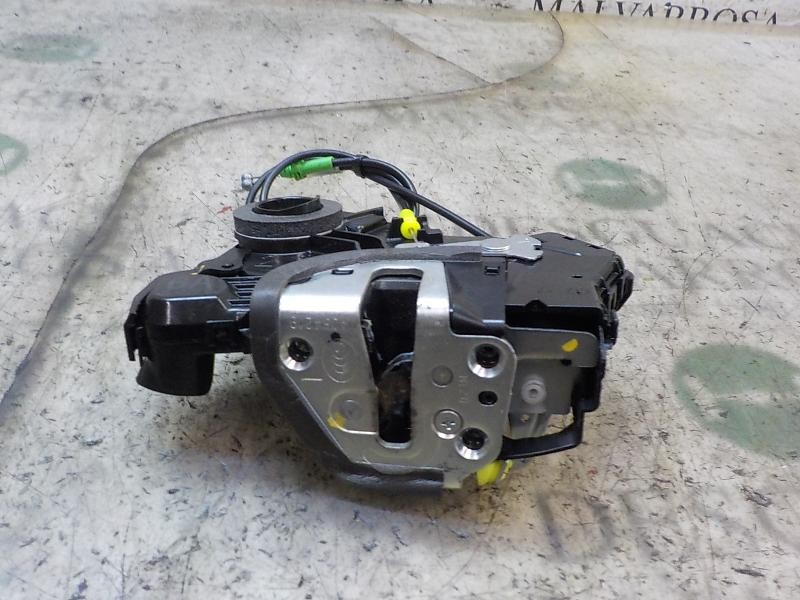 Recambio de cerradura puerta delantera izquierda para toyota auris hybrid business referencia OEM IAM 6904002211  