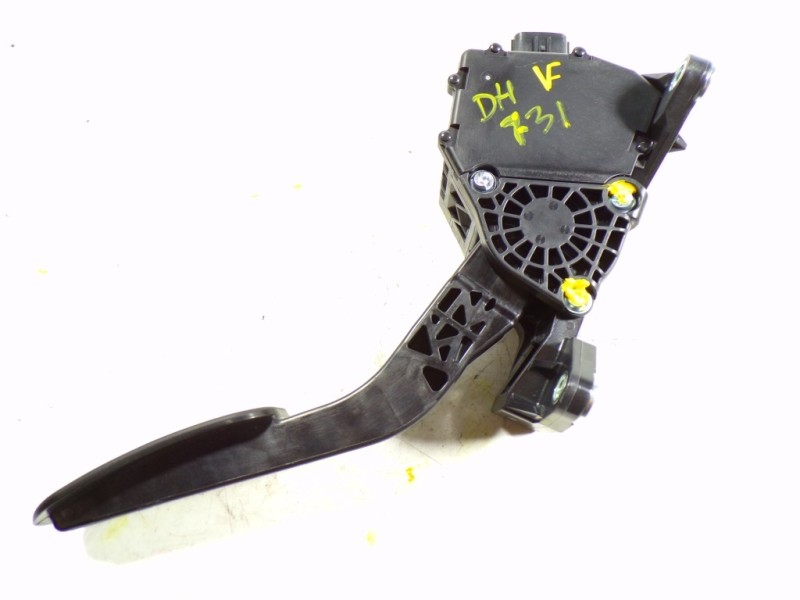 Recambio de potenciometro pedal para toyota hilux (3b/3c/3d) doble cabina referencia OEM IAM 78110KK020 78110KK020 VN2701001400