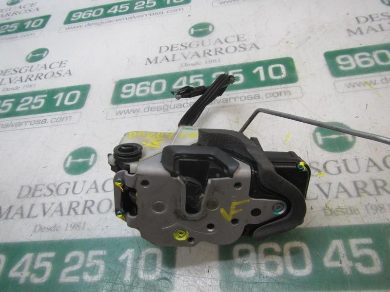 Recambio de cerradura puerta trasera derecha para opel insignia berlina edition referencia OEM IAM 13503180  