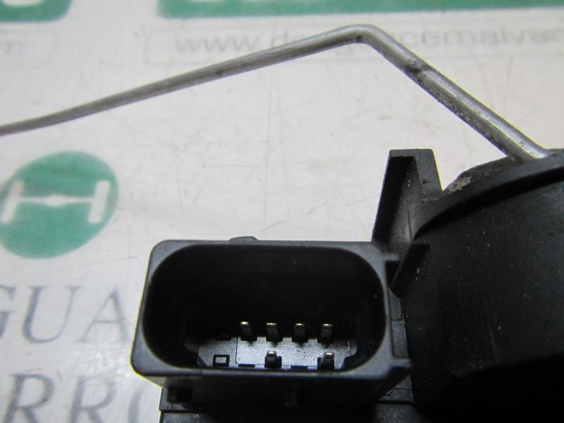 Recambio de cerradura puerta trasera derecha para opel insignia berlina edition referencia OEM IAM 13503180  