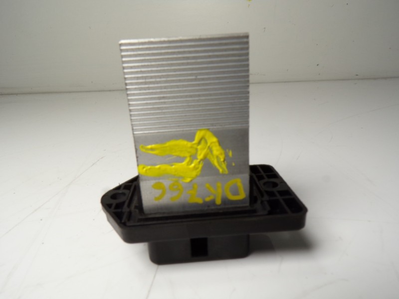 Recambio de resistencia calefaccion para hyundai i40 1.7 crdi cat referencia OEM IAM 971792J000  