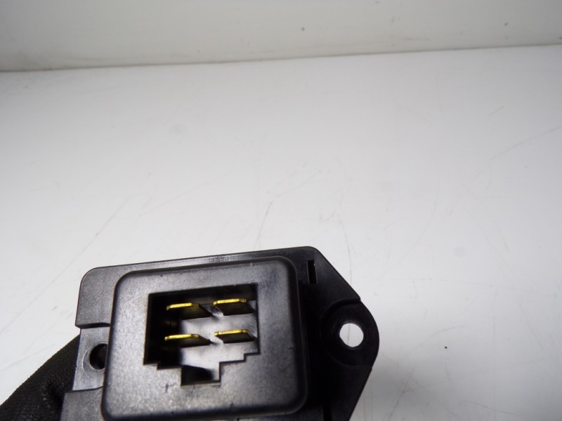 Recambio de resistencia calefaccion para hyundai i40 1.7 crdi cat referencia OEM IAM 971792J000  