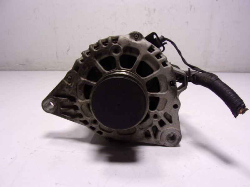 Recambio de alternador para hyundai i40 1.7 crdi cat referencia OEM IAM 373002A900 373002A900 