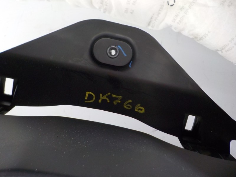 Recambio de salpicadero para hyundai i40 1.7 crdi cat referencia OEM IAM 845303Z000  847103Z000RY