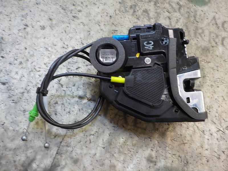 Recambio de cerradura puerta trasera izquierda para toyota auris hybrid business referencia OEM IAM 6906005051  